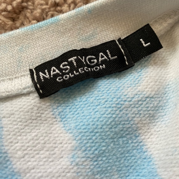 Blue and white Tie Dye smiley face shirt🙂NastyGal Collection - Picture 6 of 6